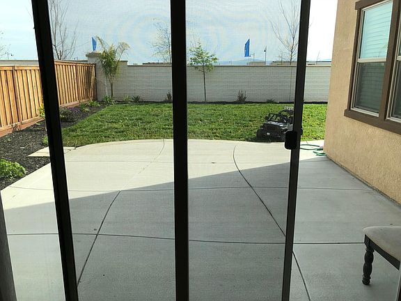 4th image of 1558 Balfour Dr