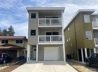 14936 6th Ave S, Burien, WA