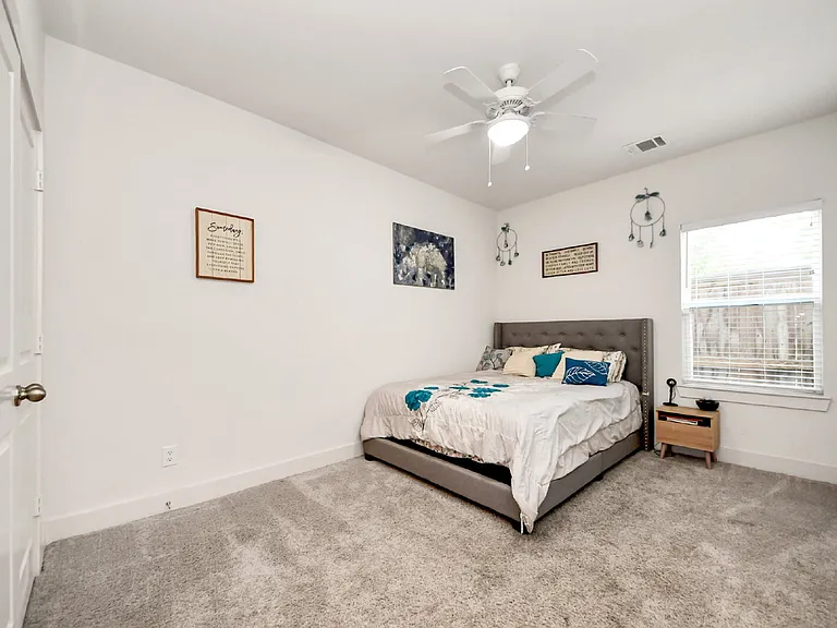 3622 Griggs Rd — Photo 3