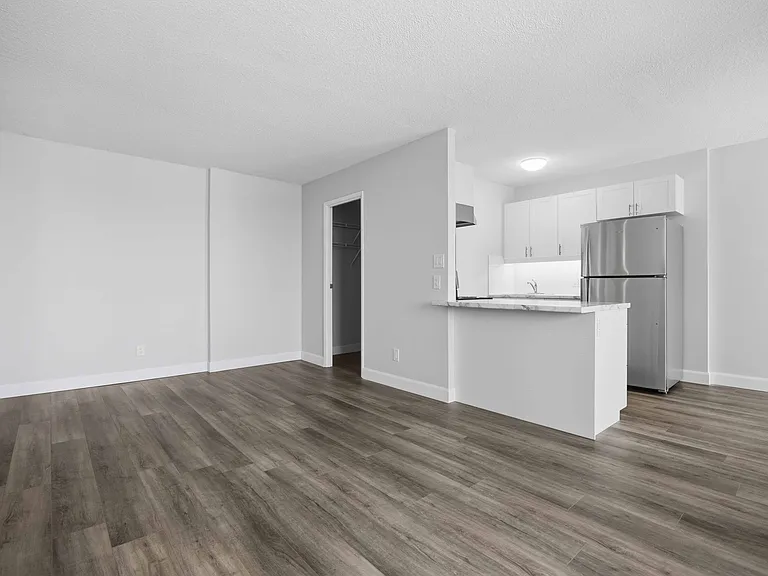 160 George St — Photo 11