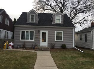 3371 N 91st St, Milwaukee, WI 53222