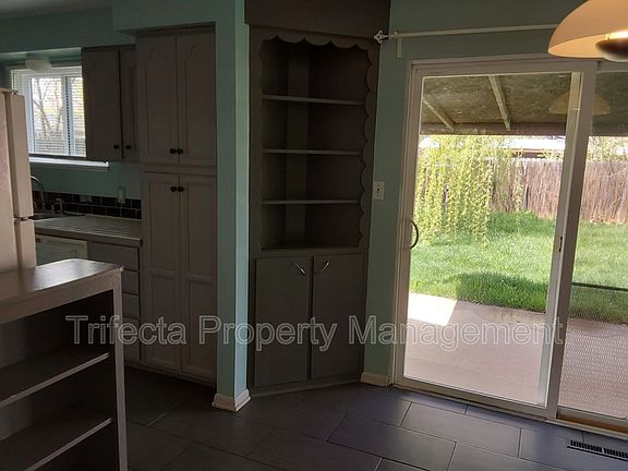 5th image of 409 Tedmon Dr