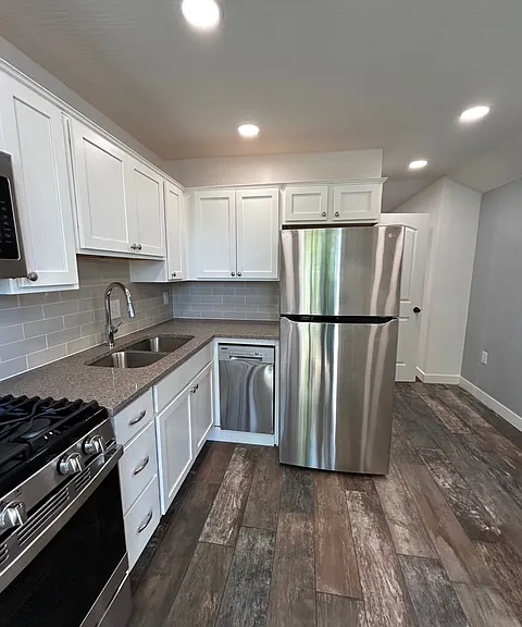 1485 Walsh Ave — Photo 6