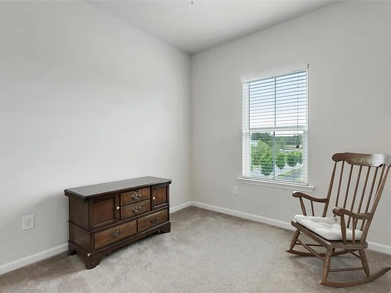 4002 Luminary Dr — Photo 28