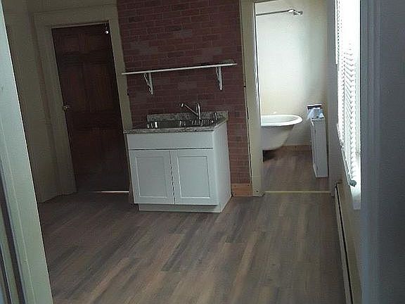 1st fl Kitchen #1