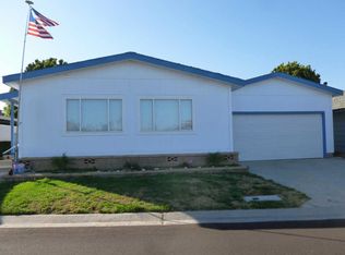 7 Poinsettia Gardens Dr #7, Ventura, CA 93004