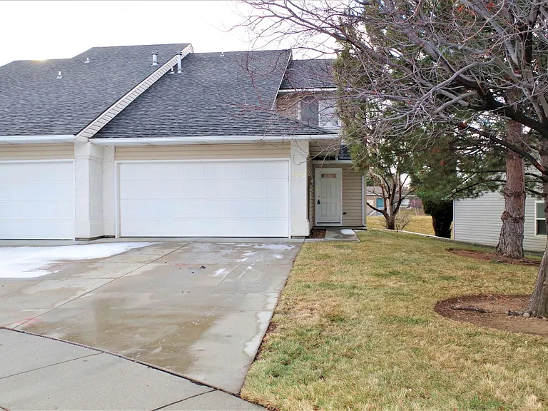 5505 S Adonis Pl — Photo 31