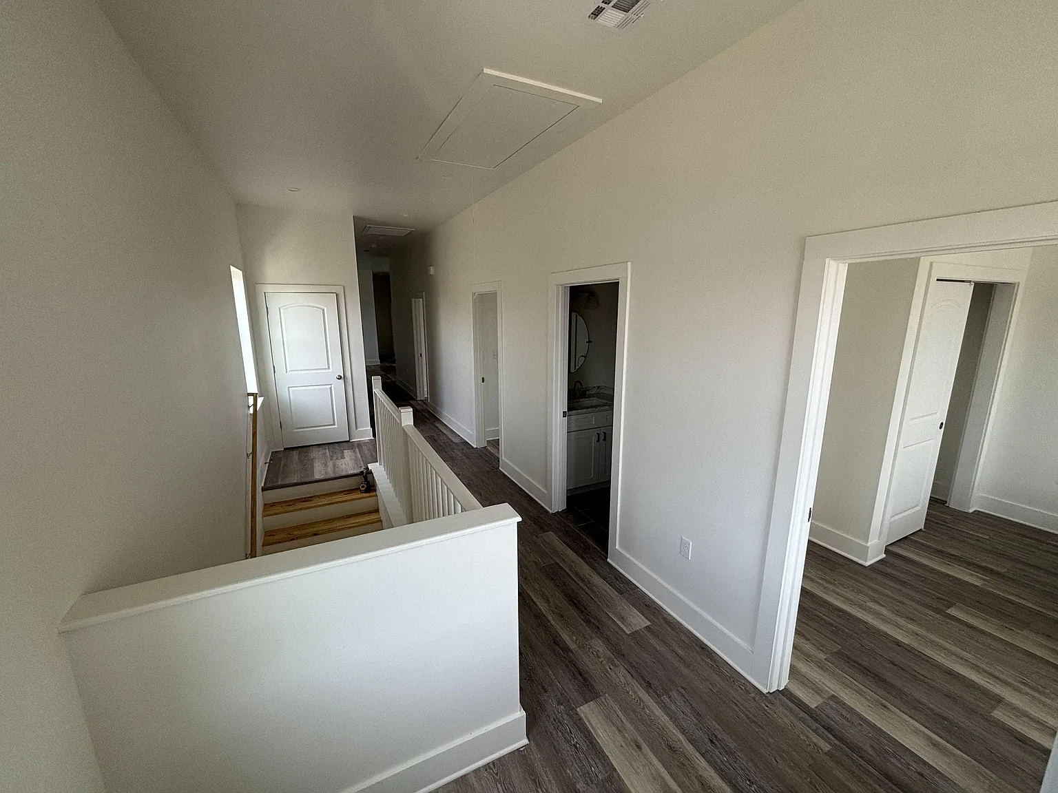 4 bed, 6.0 bath, 3300 sqft, $1,139 — Photo 4