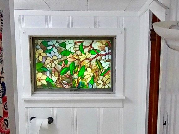 Full bath window
