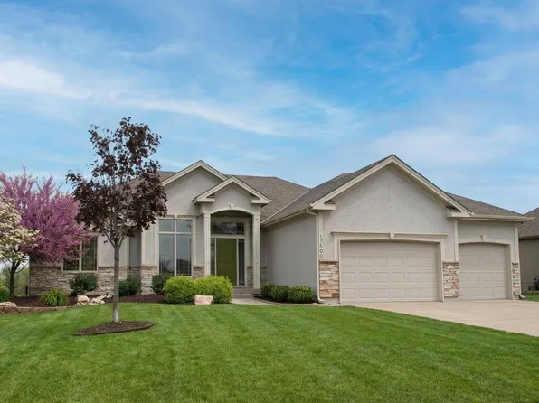 17500 NW 130th Ter, Platte City, MO 64079