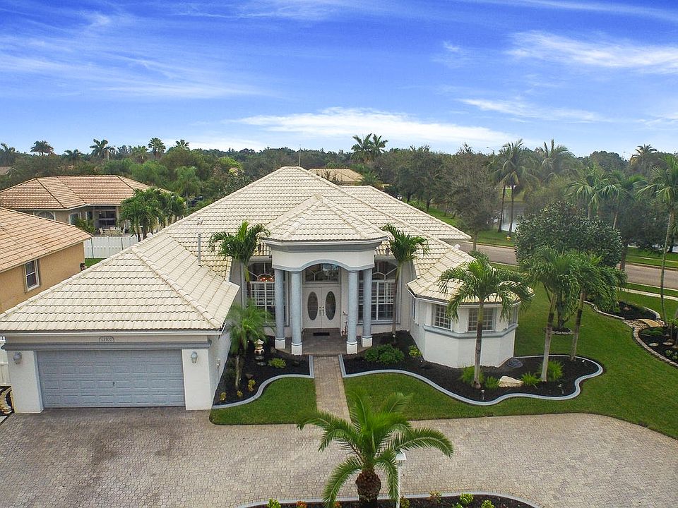 1st image of 13707 NW 21st St