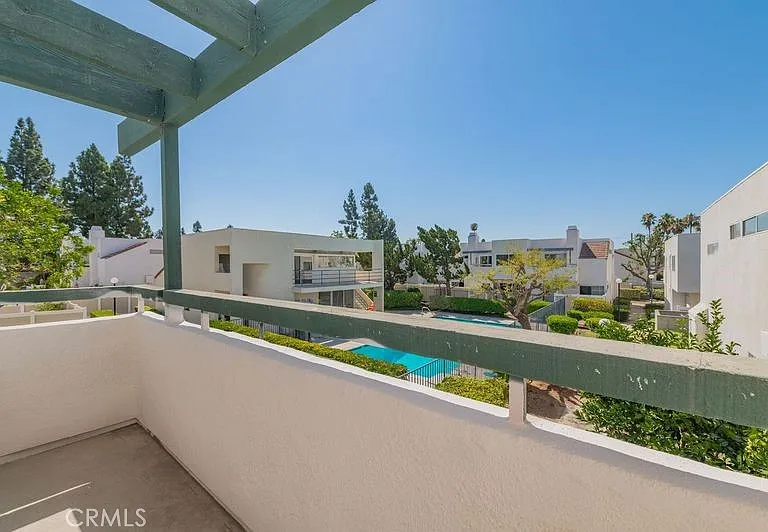 20240 E Arrow Hwy #D — Photo 3