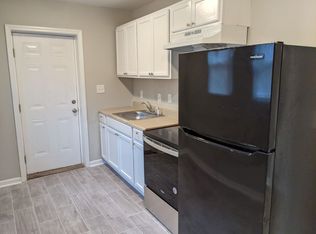 950 Ira St Unit B - 1 bed/1 bath duplex in a growing Pittsburgh neighborhood, Atlanta, GA 30310
