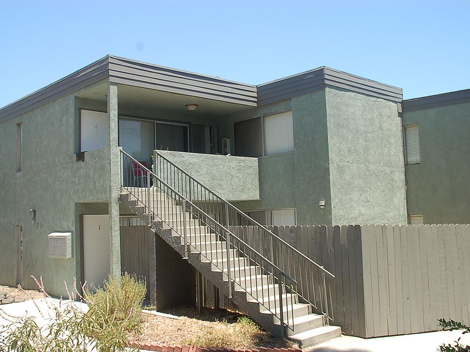 1st image of 1210 N Altadena Dr