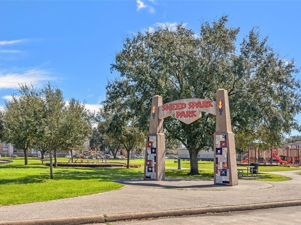 9850 Pagewood Ln APT 1302, Houston, TX 77042