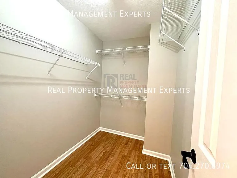 198 Mott Rd — Photo 12