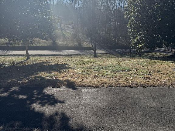 3rd image of 235 Wilson Heights Cir NE