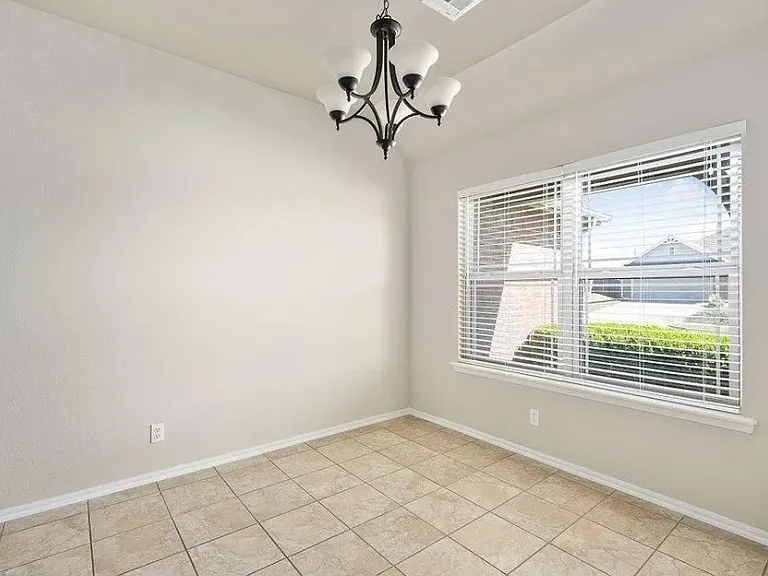 13332 S 21st Pl — Photo 25