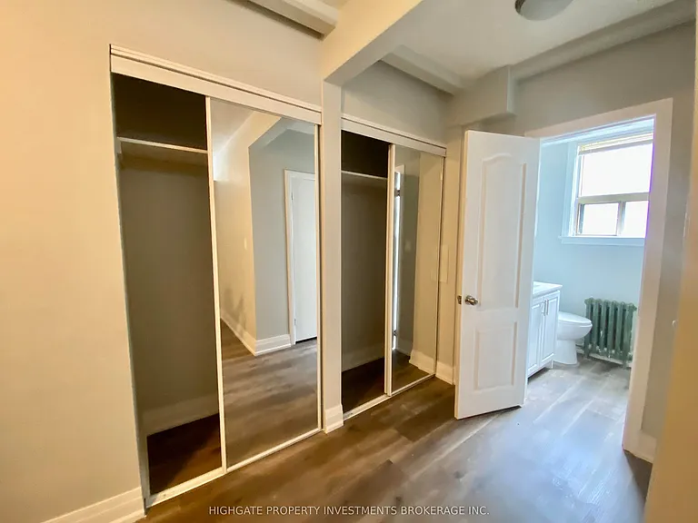 34 Erlesmere Ave #3 — Photo 10