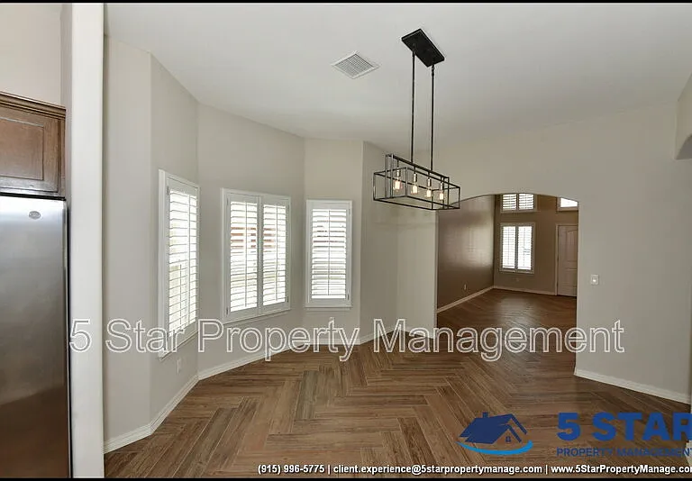 6933 Copper Town Dr — Photo 3