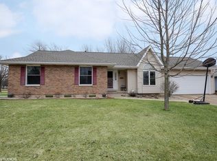 1462 William St, Sycamore, IL 60178