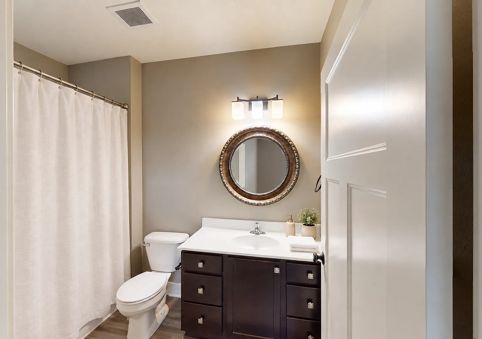 4523 Twain Circle — Photo 4