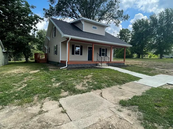 121 W Alton St, Bicknell, IN 47512