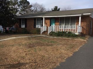 4401 Kilcullen Dr, Raleigh, NC 27604