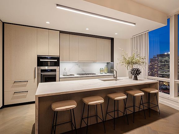 4th image of 111 Murray St #38B