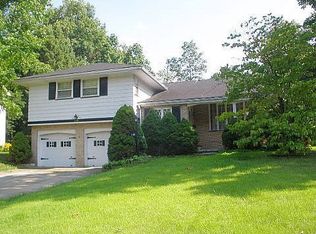 119 Rockland Dr, Youngstown, OH