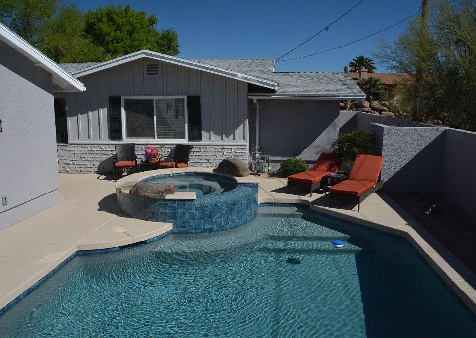 1st image of 755 W Hermosa Dr