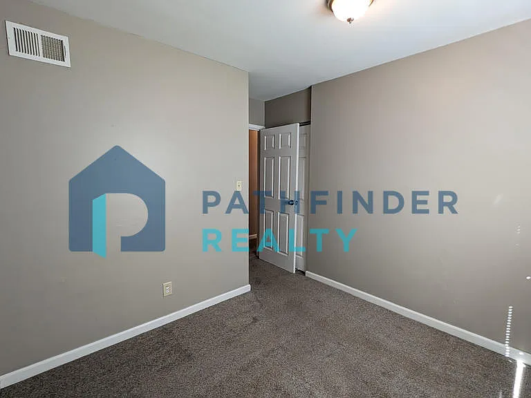 4410 Faraday Ct — Photo 5