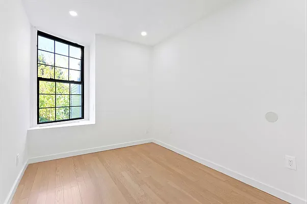 Rented by Brown Harris Stevens | media 10