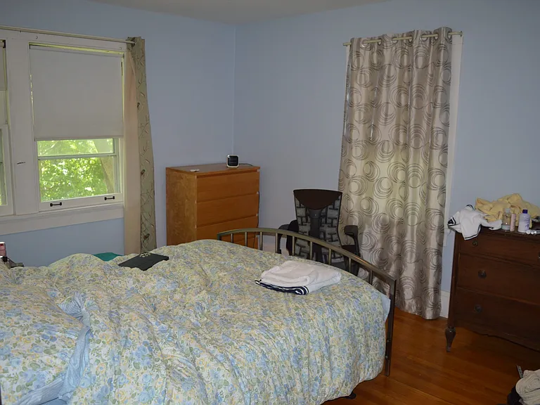 1825 Summit Ave — Photo 11