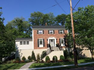 308 Riverside Dr, Cranford, NJ 07016