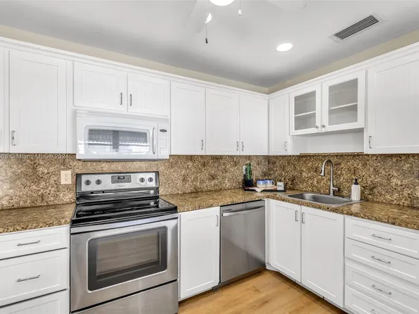 1057 NW 83rd Ave #D47, Fort Lauderdale, FL 33322