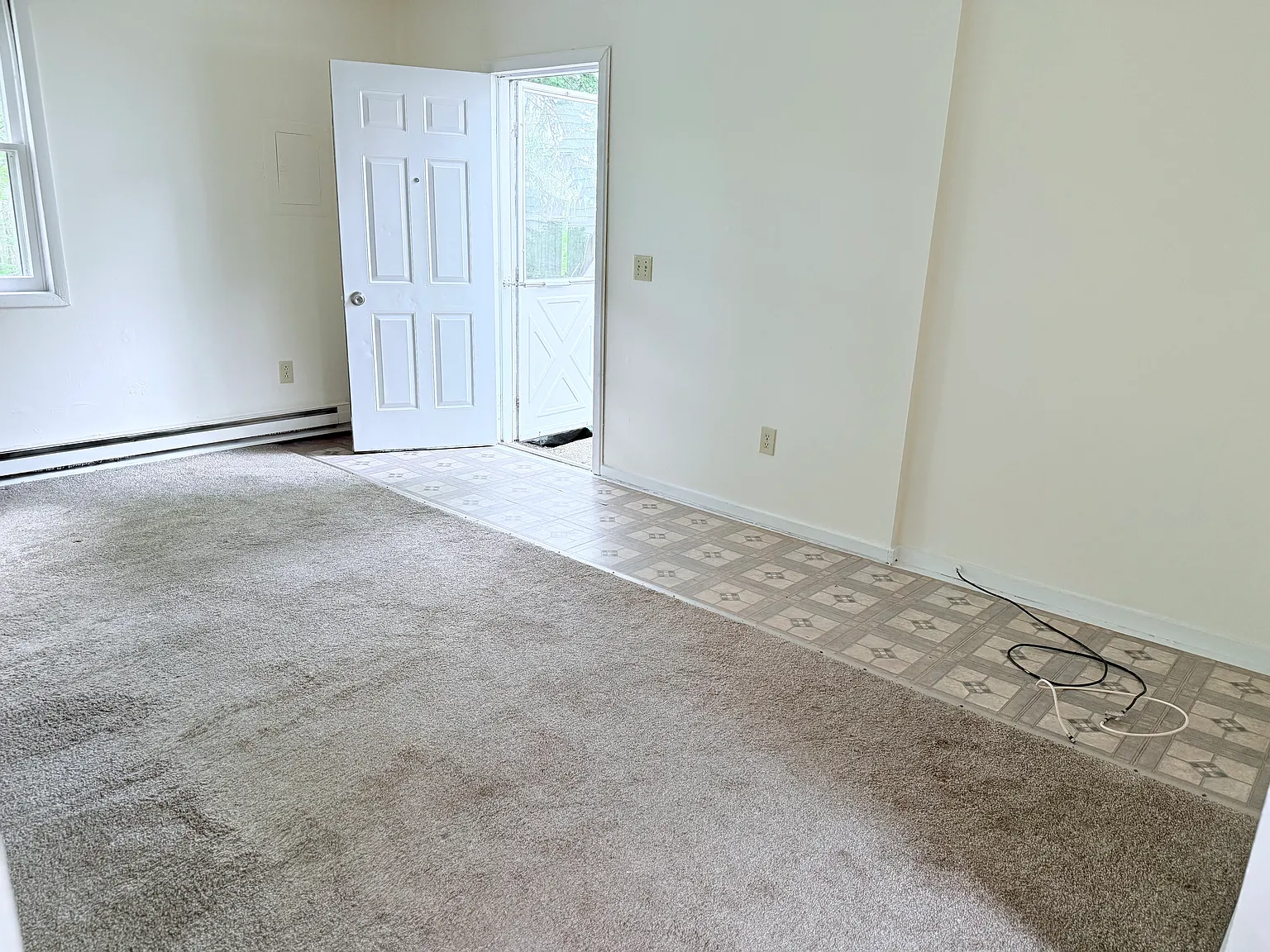 Studio, 600 sqft, $1,400 — Photo 2