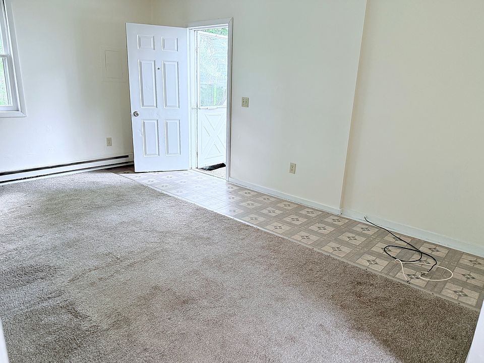 2nd image of 22 Maple Ln #3