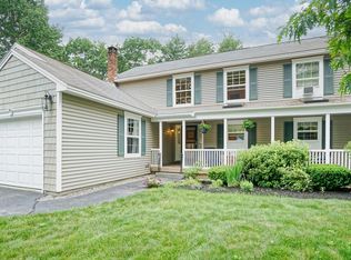 29 Dunnhill Dr #35, Kennebunk, ME 04043