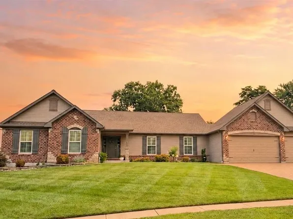 71 Grace Rose Ct, Eureka, MO 63025