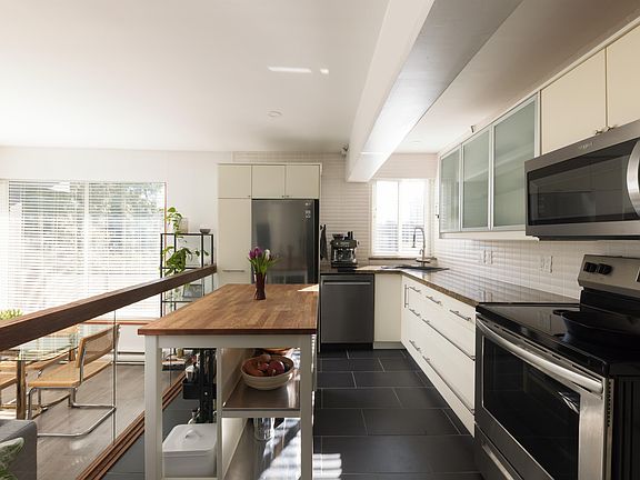 2nd image of 341 Mahon Ave #306