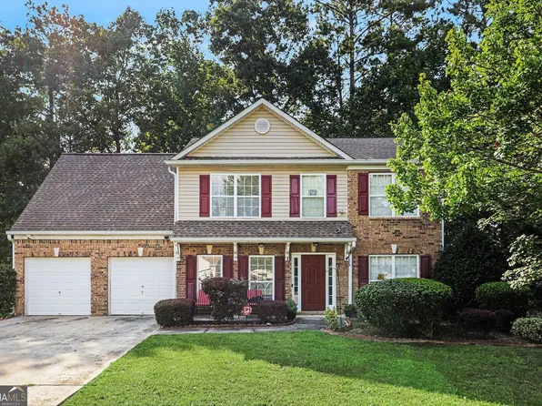 8280 Mayfern Dr, Fayetteville, GA 30215