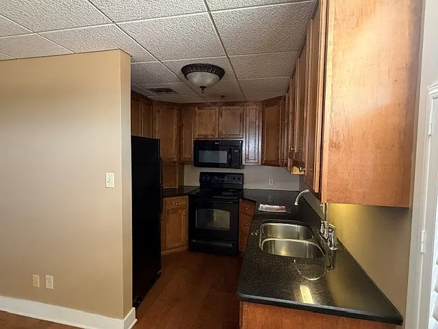 413 Natchitoches St #3A — Photo 2