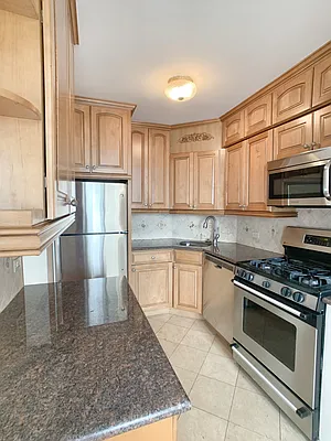 Rented by Corcoran | media 34