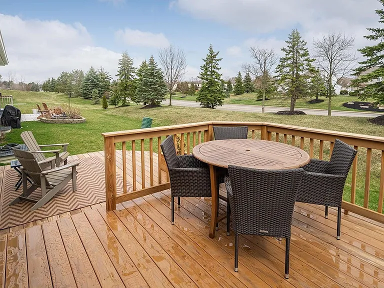 55 Isaac Ln — Photo 23