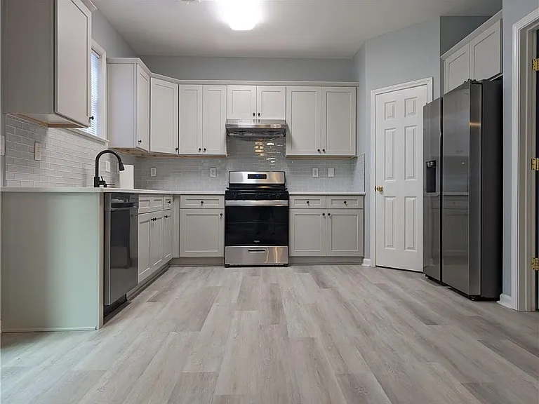 1521 Anna Ruby Ln NW — Photo 7