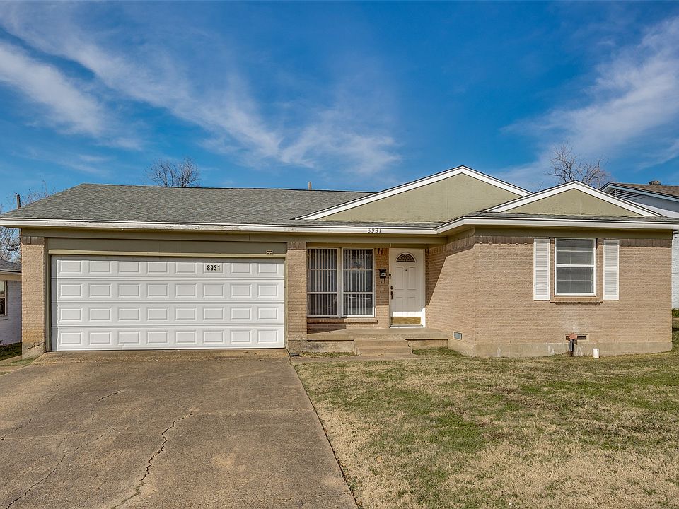 1st image of 8931 Clearwater Dr