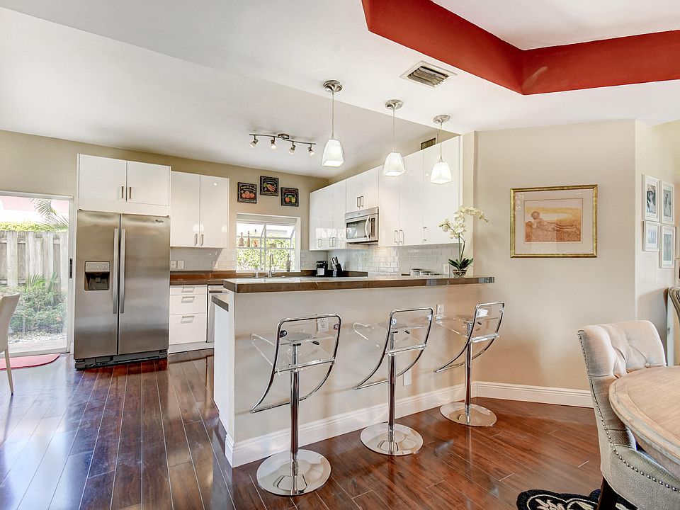 1st image of 11618 Briarwood Circle #1
