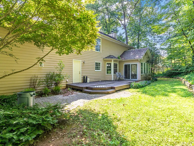 2761 Dee Peppers Dr — Photo 28