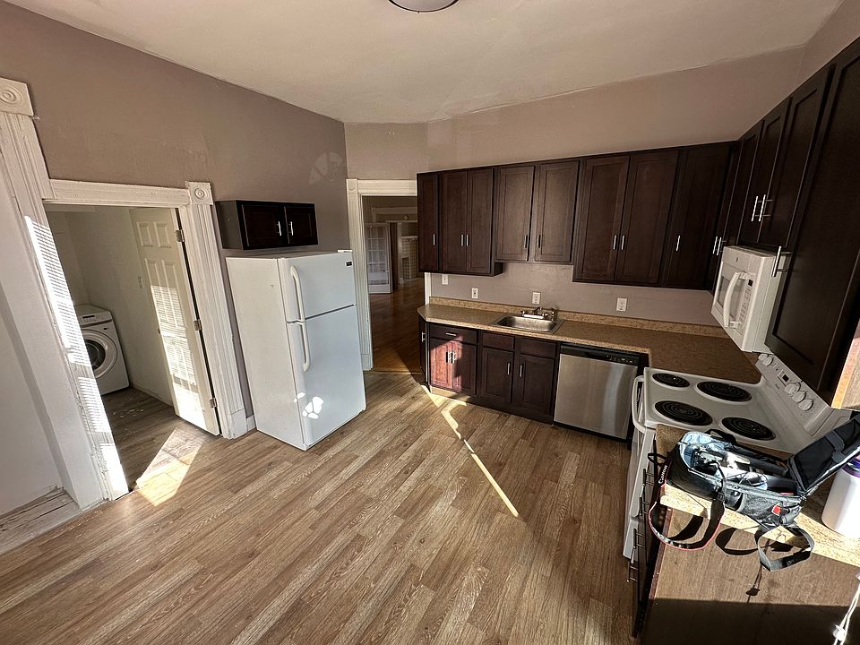 1st image of 328 Amber St #1PITTSBURGH